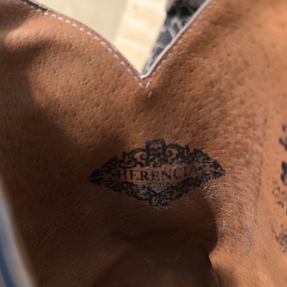 Herencia brand black/ white zebra design on Stingray western boots US 9 1/2 D - Picture 10 of 12